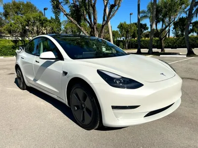 Tesla launches Model 3 Highland refresh in North America | Electrek