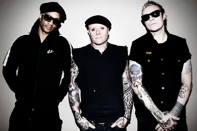 File:The Prodigy - Everybody in the  - Wikimedia Commons