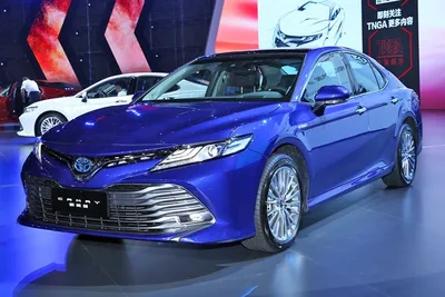 Аренда Toyota Camry 70 Белый в Красноярске без водителя