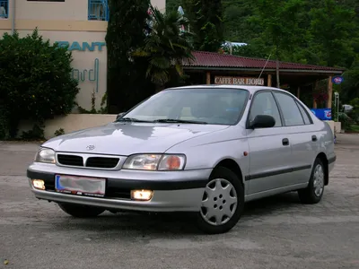 Toyota Carina E — Вікіпедія