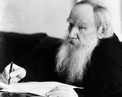 Почему Лев Толстой противостоял Церкви