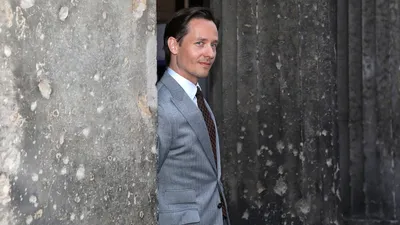 Lieber Kids как Party: Tom Schilling bleibt gerne zu Hause