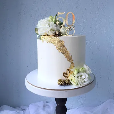 Pin von Candace Jordan auf Edible Art | Torte zur goldenen hochzeit,  Goldene hochzeit, Backen