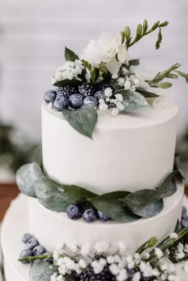 Заказать торт с розами на свадьбу для волшебного праздника