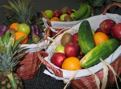 Нектар Rich Тропические фрукты с мякотью, 1л - купить с доставкой в Москве  в Перекрёстке