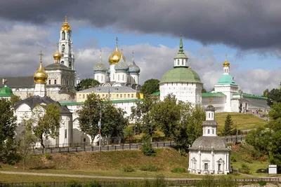 Самые красивые церкви и храмы России | Cathedral architecture, Peter and  paul cathedral, Sacred architecture