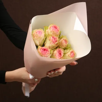 Букет из 101 красной розы "Родос" купить в Курске | заказать живые цветы с  доставкой на дом или самовывоз