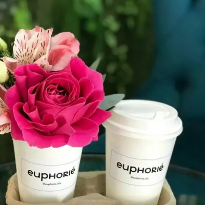 Купить Букет с розами «Кофе» из каталога Цветы в коробке в Сыктывкаре -  «Флориска».