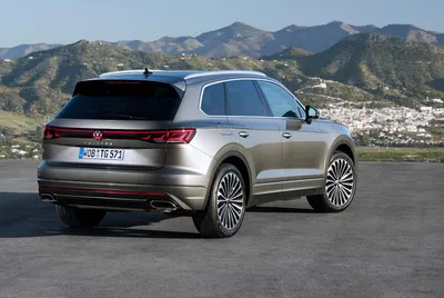 2024 Volkswagen Touareg Revealed With Light Bars And V6-Only Power