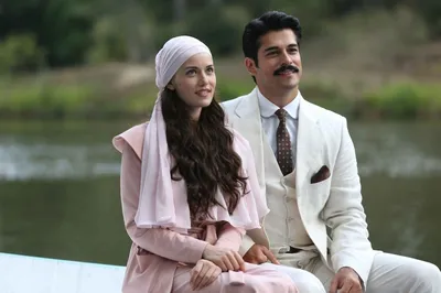 Самые красивые турецкие актеры, по которым сходят с ума в России