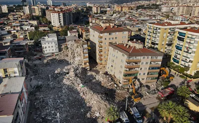 После нового землетрясения в Турции разрушились дома — РБК