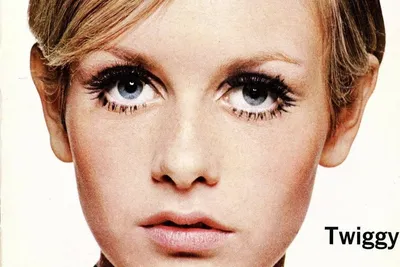 Smiling twiggy print by Celebrity Collection | Posterlounge