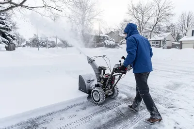 Уборка снега в Нью-Йорке: кто за это отвечает и как не нарваться на штраф