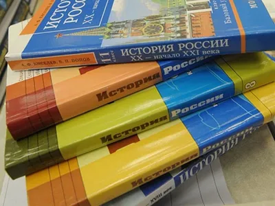 Дзержинские школы получили 57 тысяч новых учебников