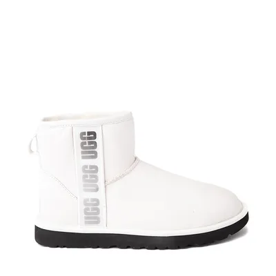 UGG® UNIVERSAL | 