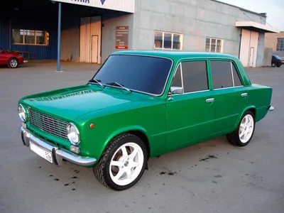 VAZ 2101 Lada Shiguli Tuning - 50-th Anniversary Edition GB Design - Auto  Show Historical Park - YouTube