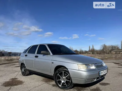 Купить б/у Lada (ВАЗ) 2112 1998-2009 1.6 MT (90 л.с.) бензин механика в  Воронеже: серебристый Лада 2112 2005 хэтчбек 5-дверный 2005 года на Авто.ру  ID 1122050617