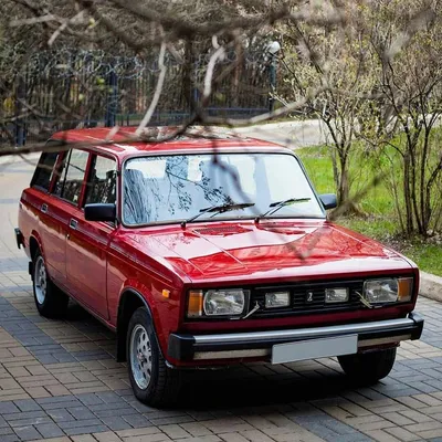 soviet_classics on Instagram: “Lada Riva, экспортный вариант ВАЗ-2104, 1988  года выпуска, с правым расположением руля. Сп… | Аксессуары для джипа,  Автомобили, Ваза