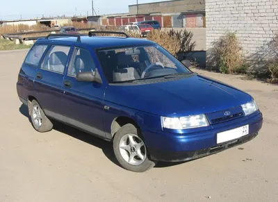 Сравнение Lada (ВАЗ) 2111 и Lada (ВАЗ) Largus по характеристикам, стоимости  покупки и обслуживания. Что лучше - Лада 2111 или Лада Ларгус