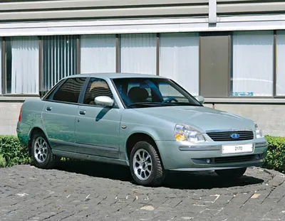 File:VAZ-2172 LADA Priora Hatch  - Wikipedia