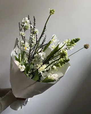 Весенний букет "Белый" - купить в Москве | Flowerna