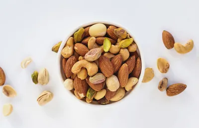 Зачем замачивать орехи перед употреблением и как правильно это делать