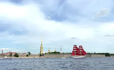 Фото Санкт-Петербурга: соборы, площади, вид с крыши