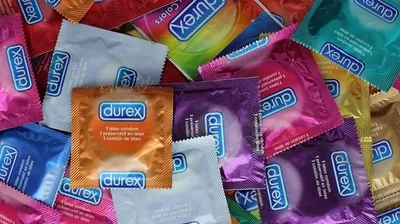 Презервативы Durex Classic - «? На самом деле хорошие "Эти-вон", "Друзья",  "Предохранялки", Презервативы? + вариант коробки для хранения» | отзывы