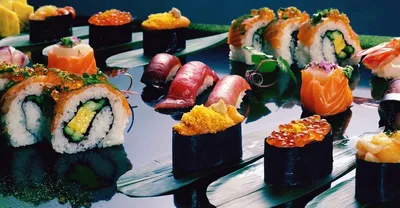 Экзотические виды роллов и суши: какие блюда можно попробовать | Аригатор |  Дзен