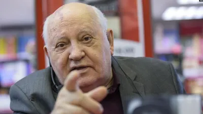 Как западные политики отреагировали на смерть Горбачева — РБК