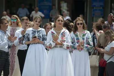 Випускний-2023: як готуються випускники Тернопільщини і в скільки  обійдеться святкування : :2023 - 20 хвилин Тернопіль