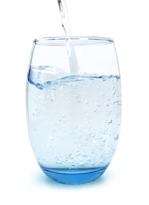 Вода в стакане картинки