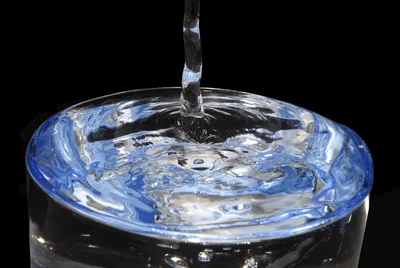Впервые зафиксирован загадочный эффект воды: Наука: Наука и техника:  