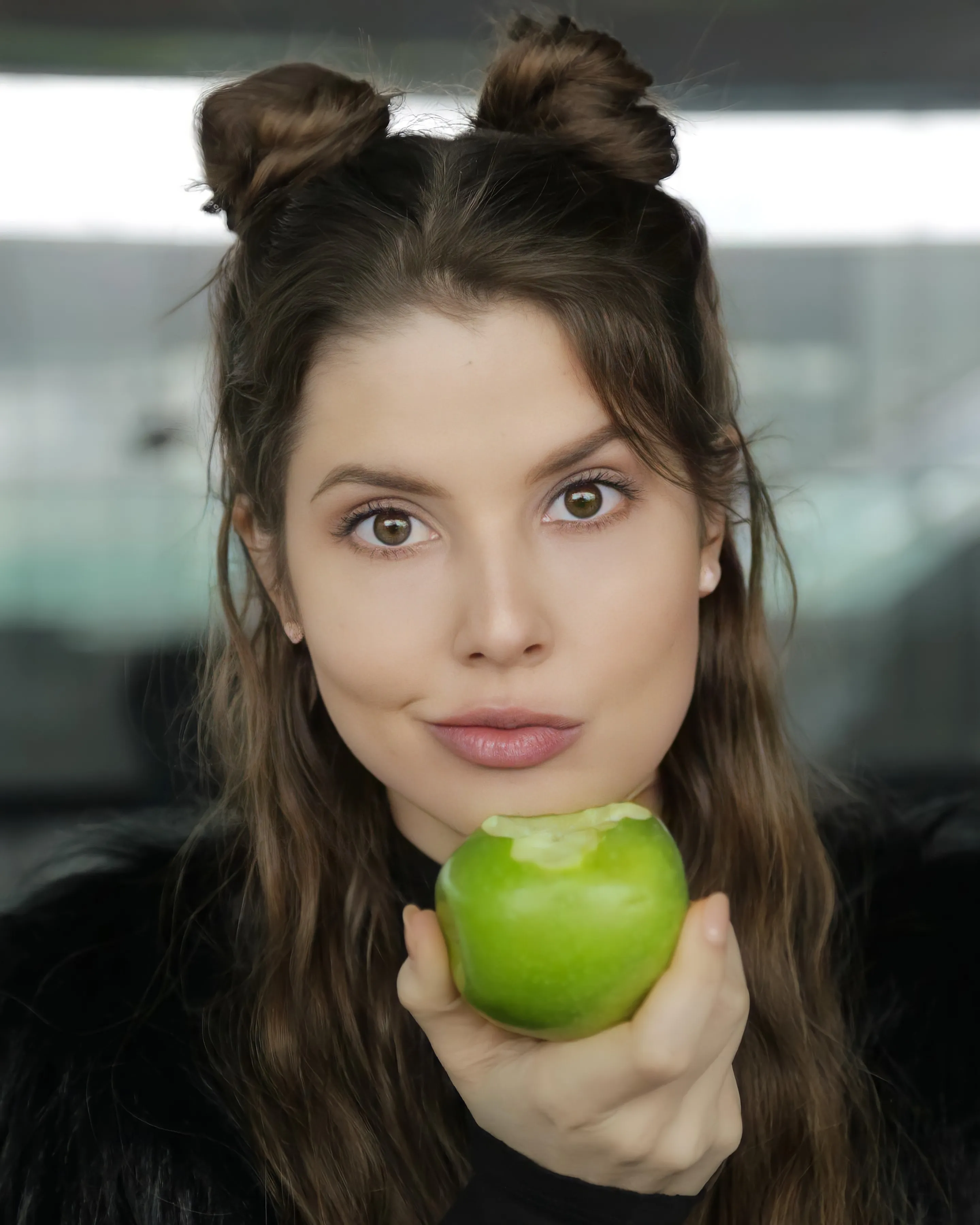 Amanda Cerny.