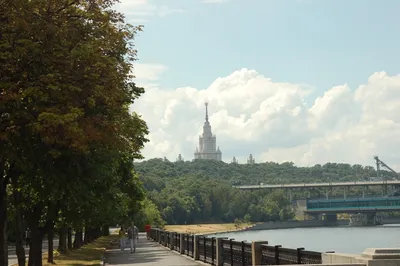 ВОРОБЬЕВЫ ГОРЫ МОСКВА - 