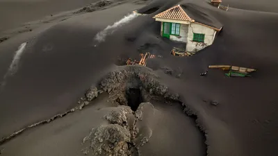 Фонтаны лавы — фото извержения самого крупного вулкана в Европе — 