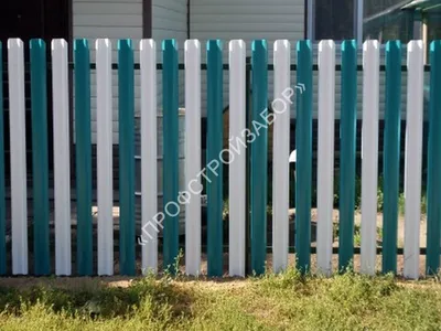 Забор из деревянного штакетника на столбах купить в Москве, цена 1550 руб.  | Стройзабор