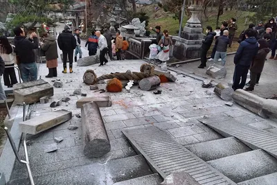 Землетрясение в Японии: число погибших выросло до 126 | Euronews