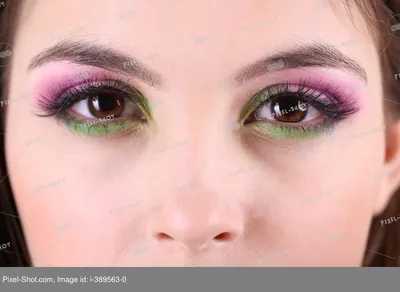 Красивые женские глаза с ярким макияжем :: Стоковая фотография ::  Pixel-Shot Studio