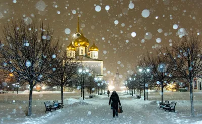 Скачок температуры, замерзающий дождь, снег, туман. Очень странная погода  ждет астраханцев