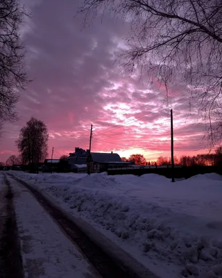Розовый зимний закат над сказочным …» — создано в Шедевруме