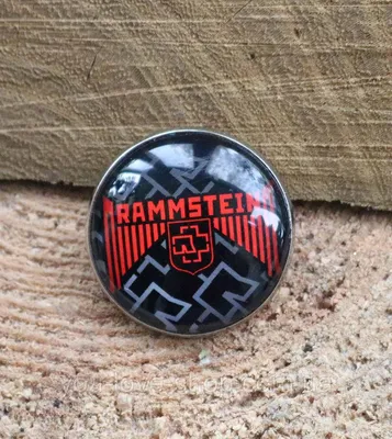 Активисты напали на штаб-квартиру группы Rammstein после обвинений в  домогательствах - Срочные новости Узбекистана: 